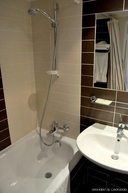 Caravelle 3* Paris