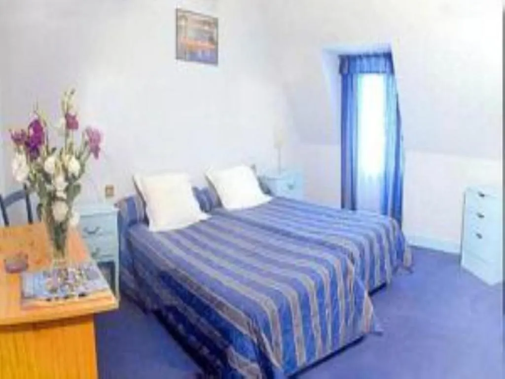 Caravelle מלון 3*